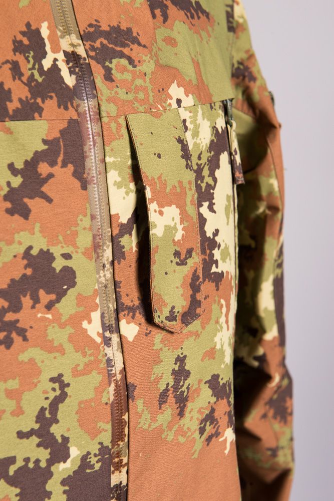 completo-in-gore-tex-reg-2-5-strati-3-strati-impermeabile-e-traspirante-leggero-e-resistente-alle-abrasioni