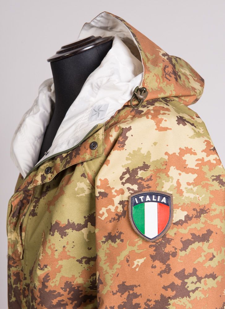 completo-per-terreni-innevati-double-face-in-gore-tex-reg-2-strati